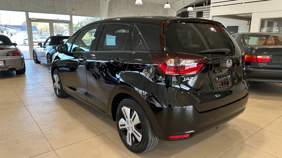 Honda Jazz 1,5 i-MMD Executive eCVT 5d