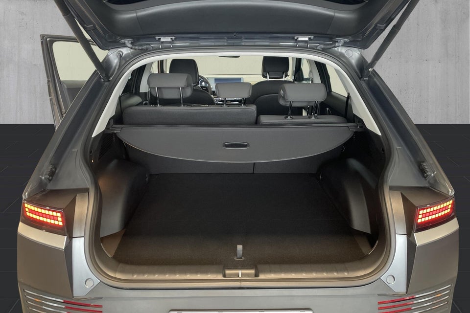 Hyundai Ioniq 5 77 Essential AWD 5d