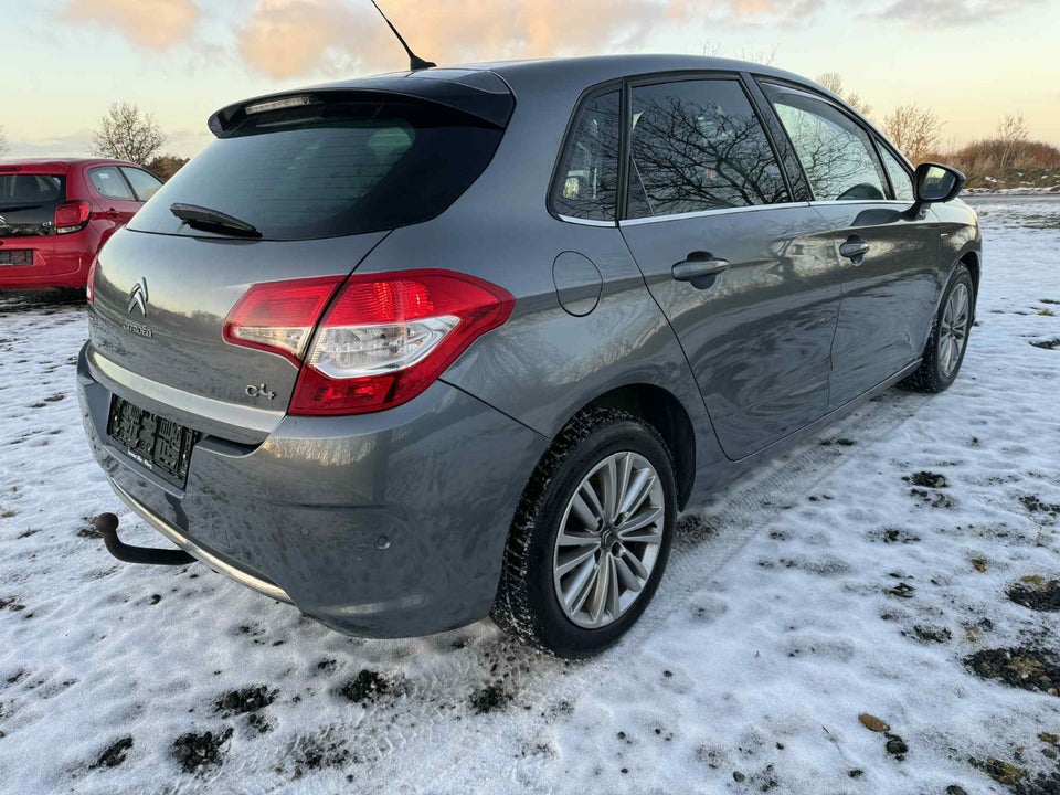 Citroën C4 2,0 HDi 150 Exclusive 5d