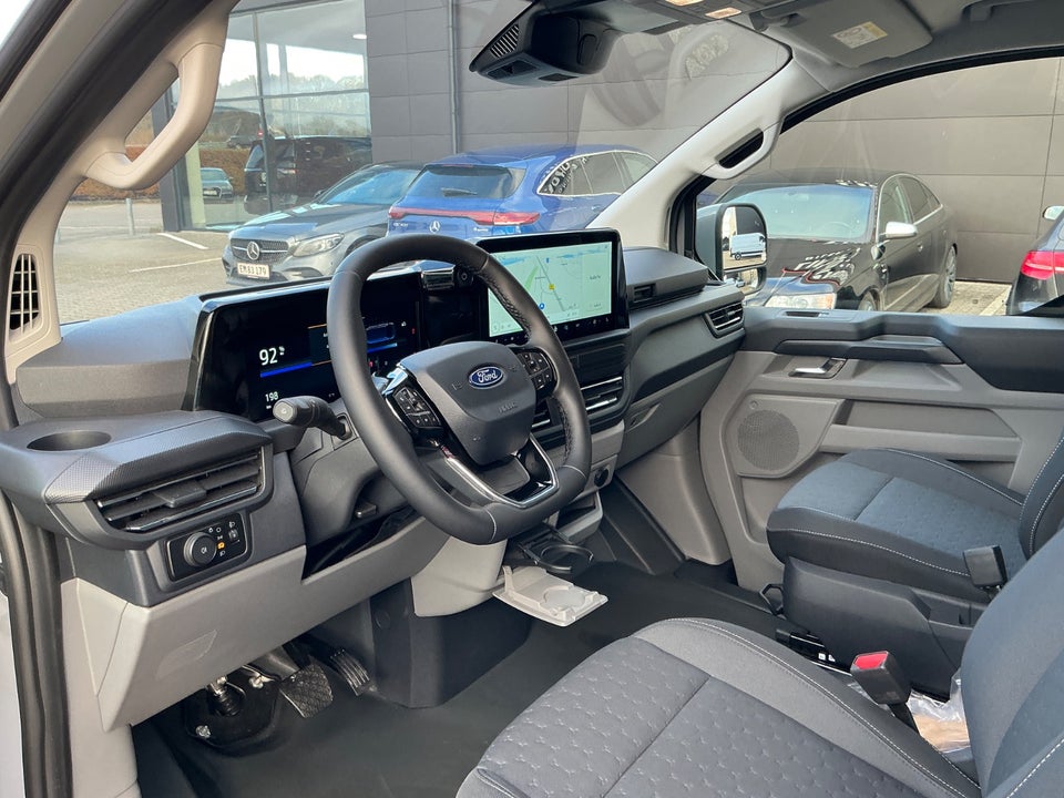 Ford E-Transit Custom 340L 64 Limited