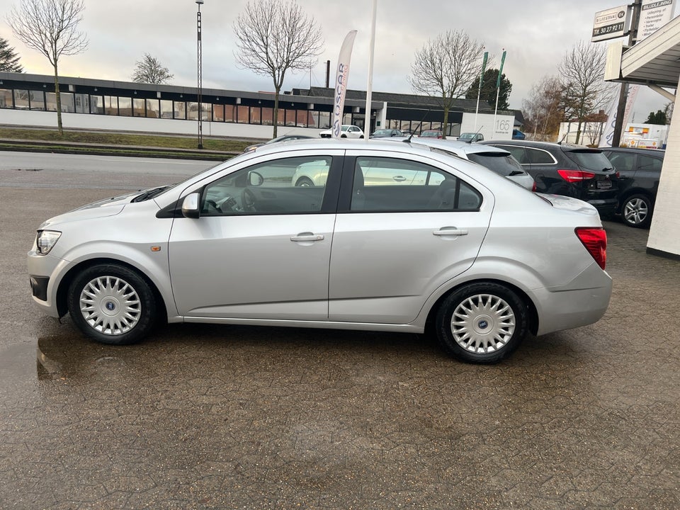 Chevrolet Aveo 1,2 LS 5d