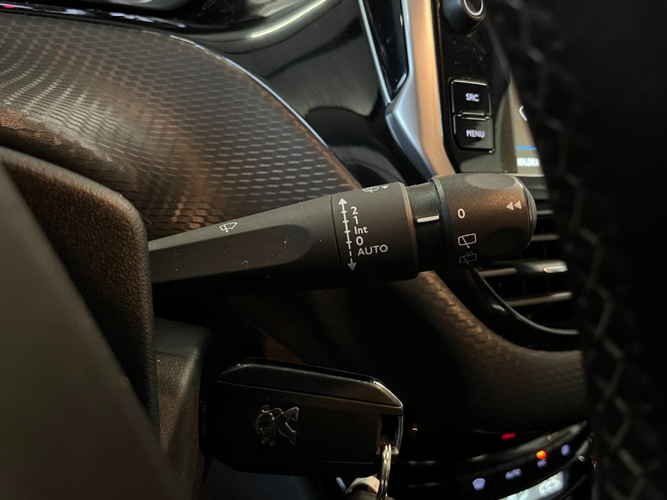 Peugeot 208 1,6 BlueHDi 100 Allure 5d