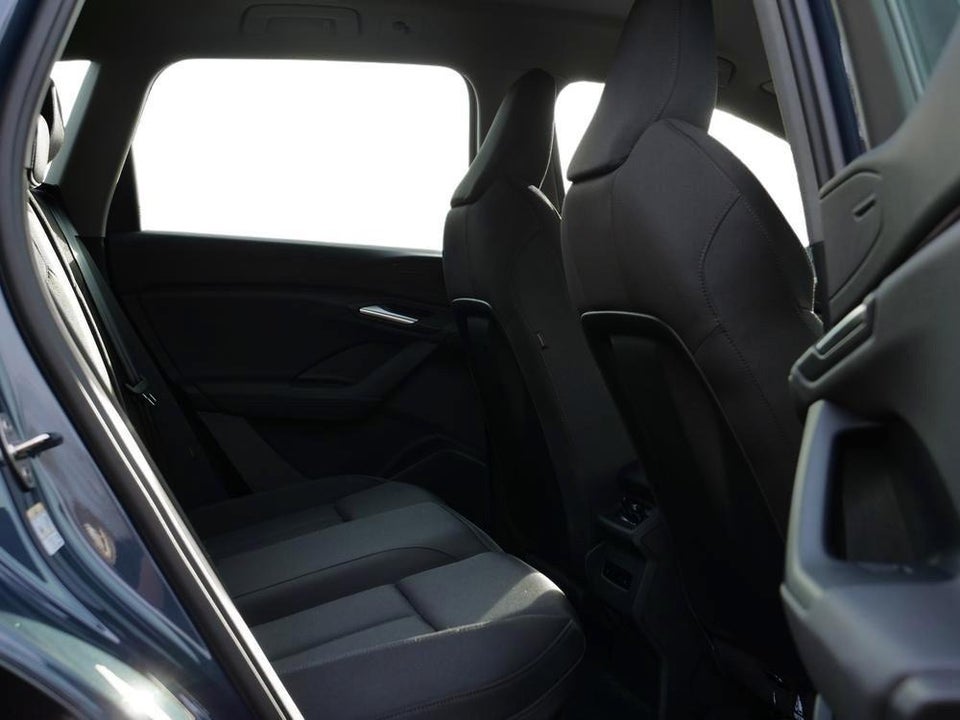 Audi Q6 e-tron Progress performance 5d