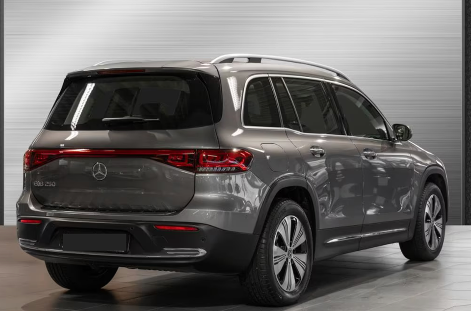 Mercedes EQB250 Progressive 5d