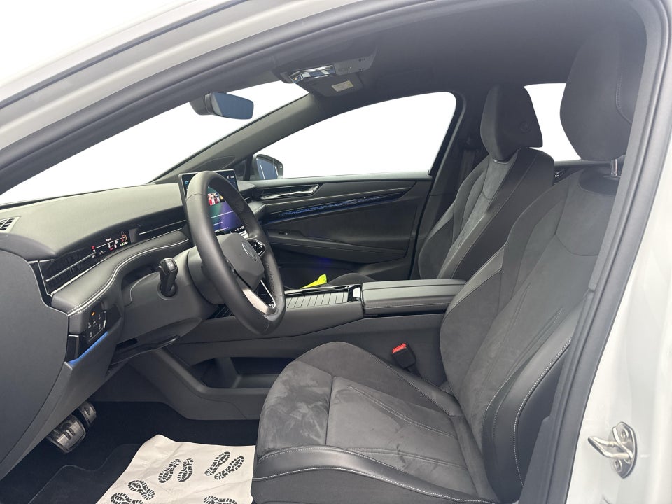 VW ID.7 77 Style+ 5d