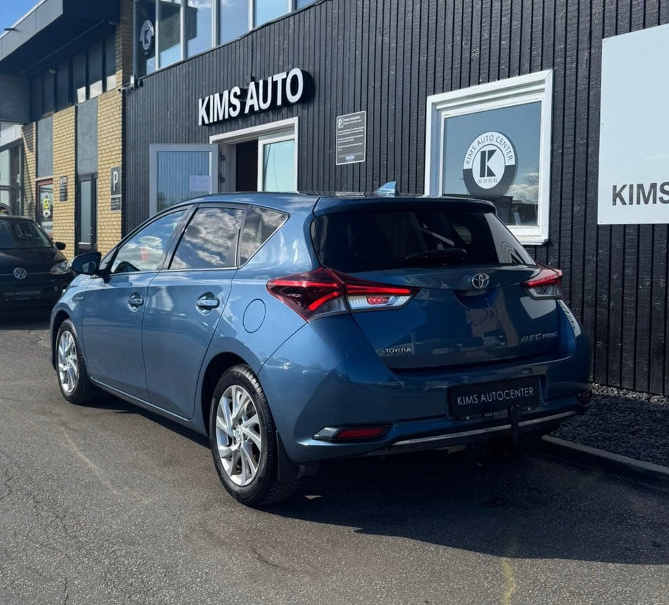 Toyota Auris 1,8 Hybrid H2 Comfort CVT 5d