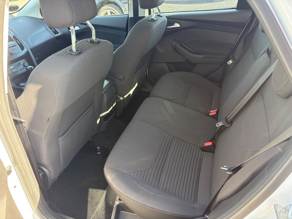 Ford Focus 1,0 SCTi 125 Titanium 5d