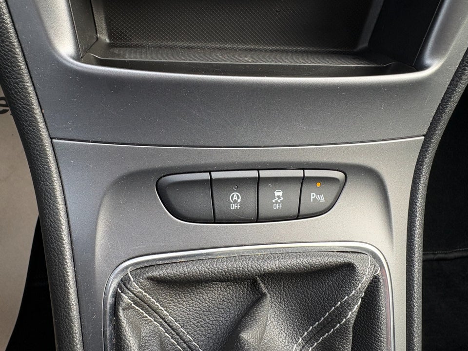 Opel Astra 1,2 T 110 Edition Sports Tourer 5d