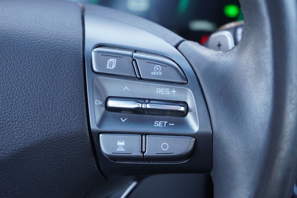 Hyundai Ioniq 1,6 PHEV Premium+ DCT 5d