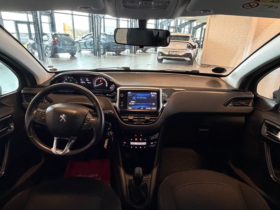 Peugeot 208 1,2 VTi 82 Active 5d