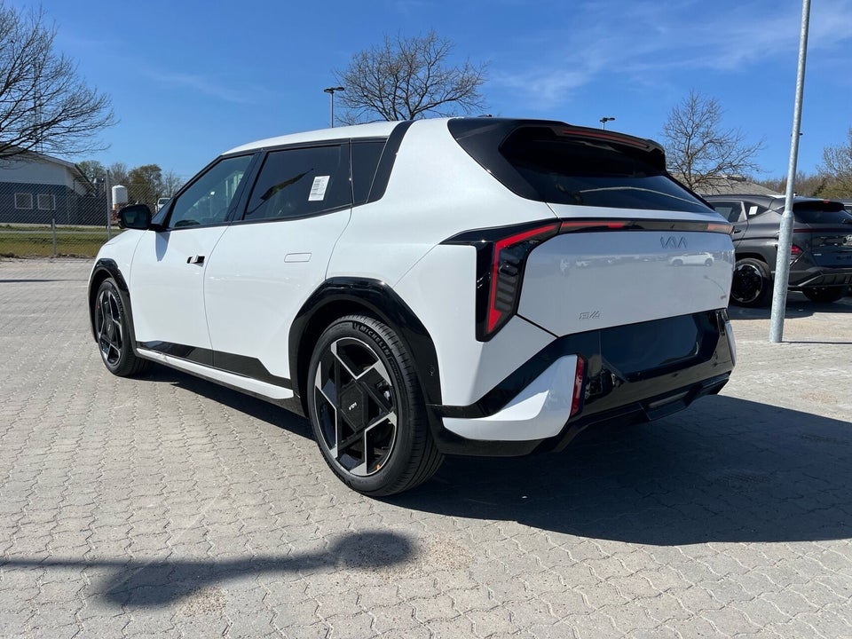 Kia EV4 81 Long Range GT-Line 5d