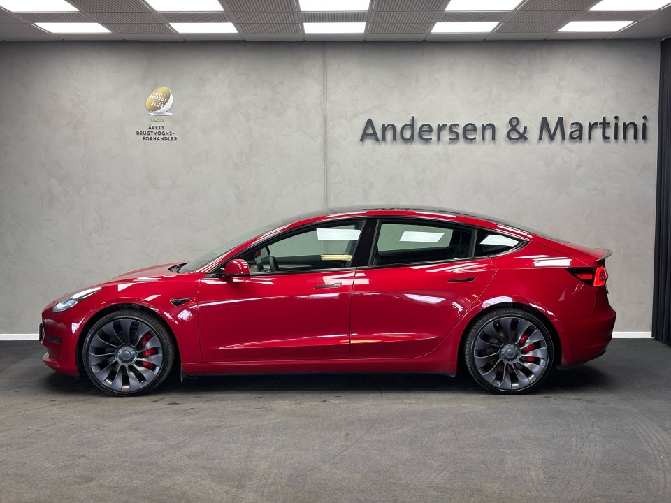 Tesla Model 3 Performance AWD 4d