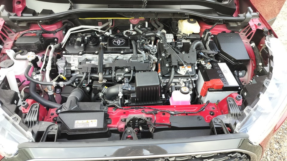 Toyota Corolla Cross 1,8 Hybrid Style Comfort CVT 5d