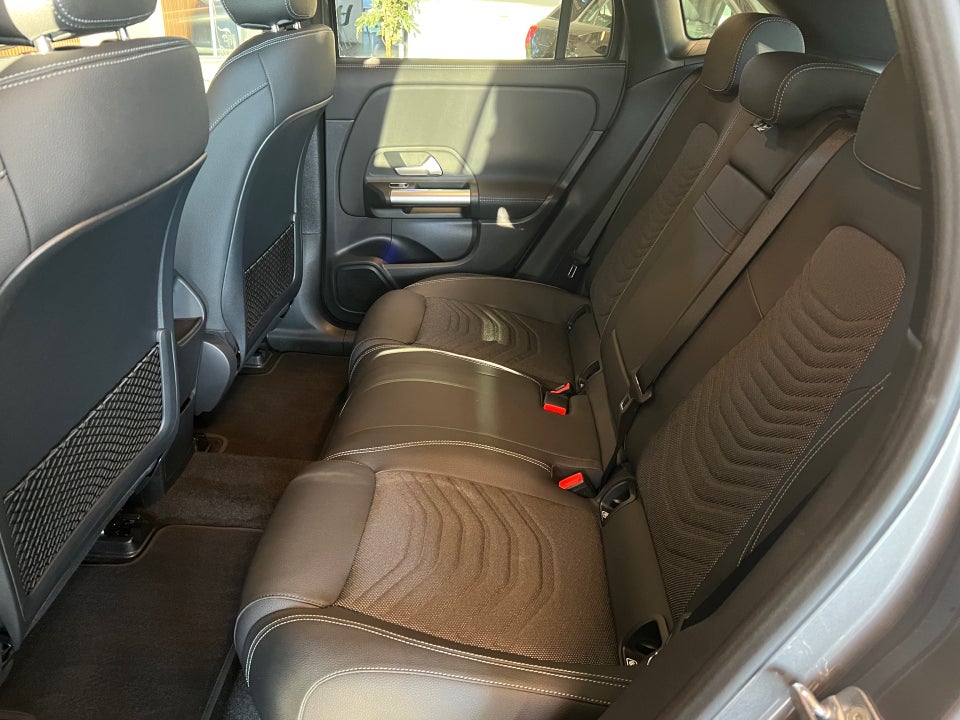 Mercedes EQA250+ Progressive Advance 5d