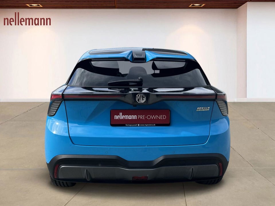 MG 4 77 Luxury Extended Range 5d