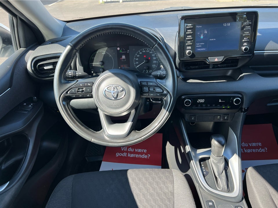 Toyota Yaris 1,5 Hybrid Essential e-CVT 5d