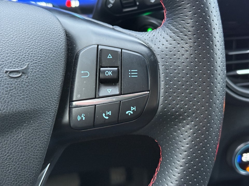 Ford Kuga 2,5 PHEV ST-Line CVT 5d