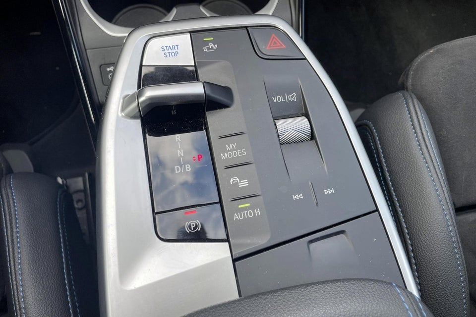 BMW iX1 xDrive30 M-Sport 5d