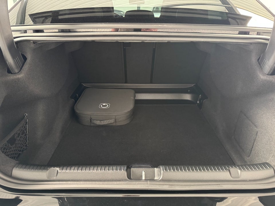 Mercedes EQE350 AMG Line 4d