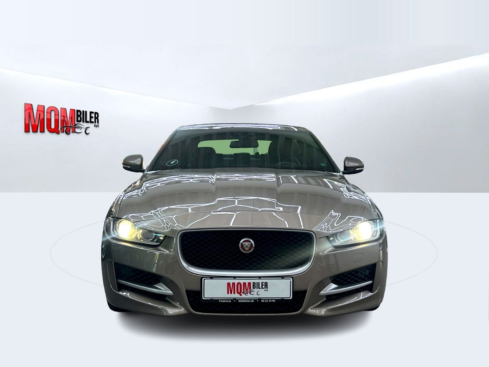 Jaguar XE 2,0 D180 R-Sport aut. 4d