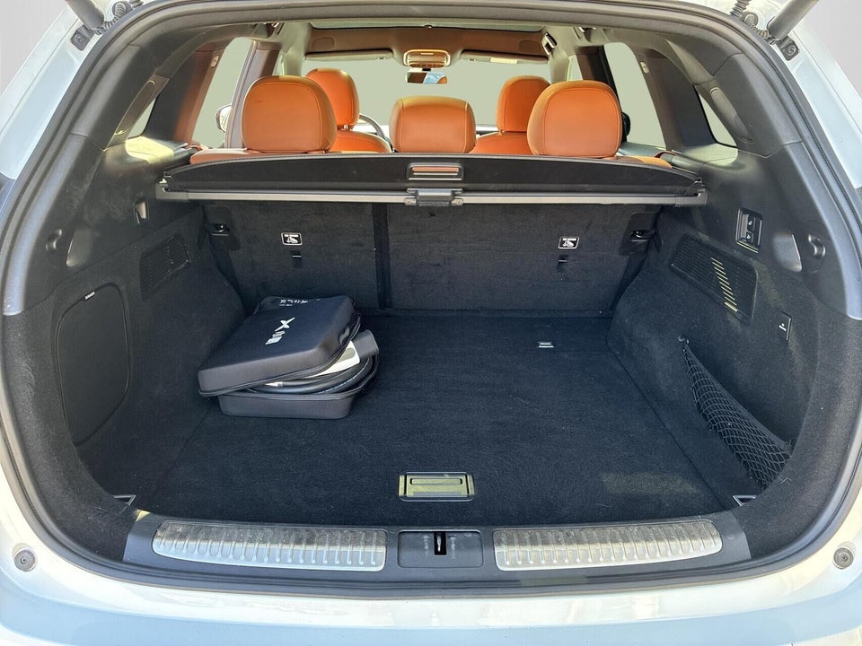 Xpeng G9 Standard Range 5d