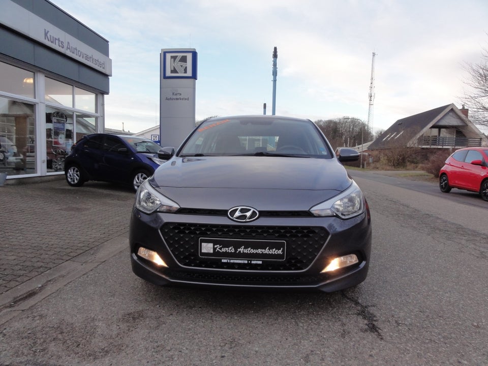 Hyundai i20 1,25 Trend 5d