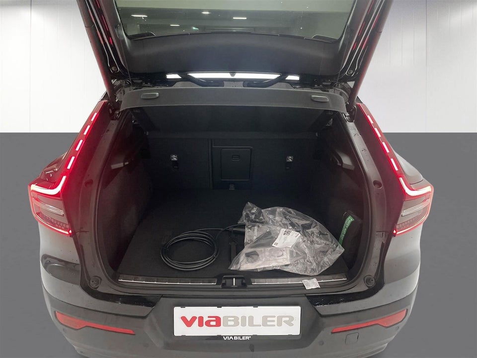 Volvo C40 P8 ReCharge Plus 5d