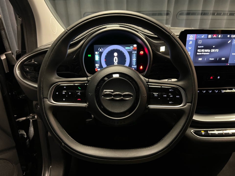 Fiat 500e 42 Icon Cabrio 2d