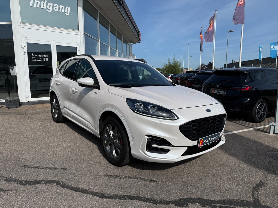 Ford Kuga 2,5 PHEV ST-Line X CVT 5d