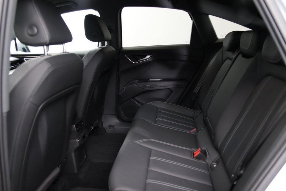 Audi Q4 e-tron 40 Sportback 5d