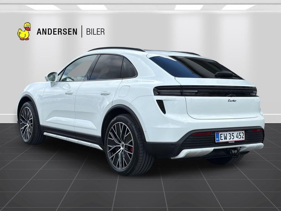 Porsche Macan Turbo 5d