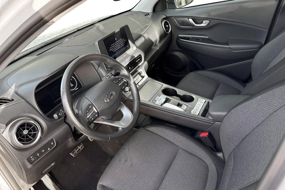 Hyundai Kona 39 EV Select 5d