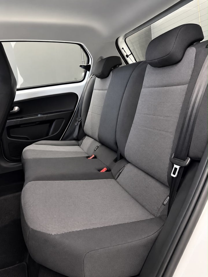VW Up! 1,0 75 Move Up! ASG BMT 5d