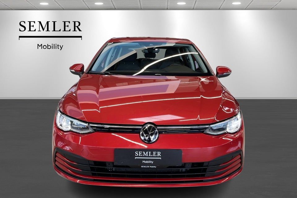 VW Golf VIII 1,5 eTSi 130 Life DSG 5d
