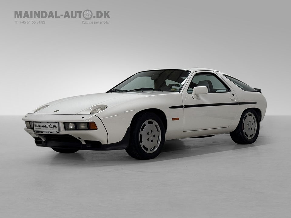 Porsche 928 4,7 S 3d