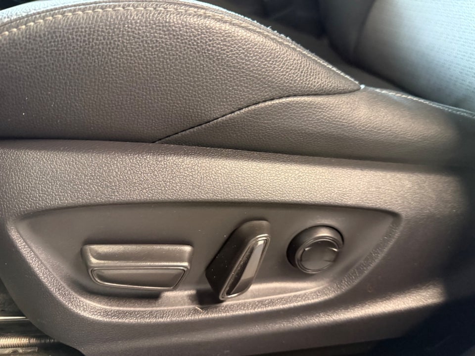 Toyota bZ4X Executive 5d