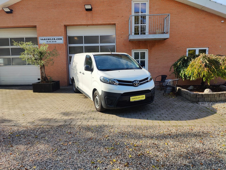 Toyota ProAce 2,0 D 120 Long Comfort 4d