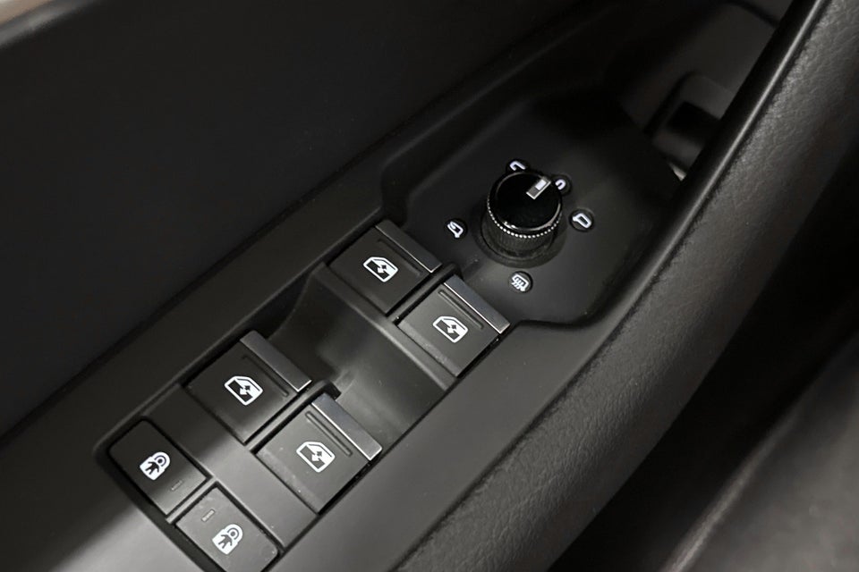 Audi A6 50 TFSi e Sport quattro S-tr. 4d