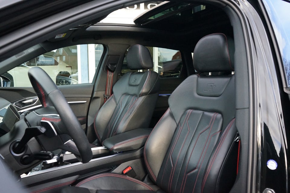 Audi Q8 e-tron 55 S-line Black Style quattro 5d