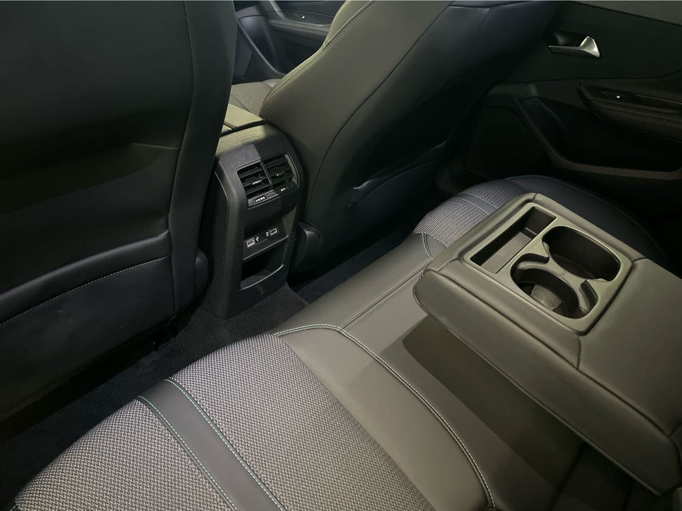 Peugeot 308 1,5 BlueHDi 130 Allure Pack EAT8 5d