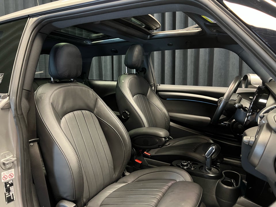 MINI Cooper SE Yours Trim 3d