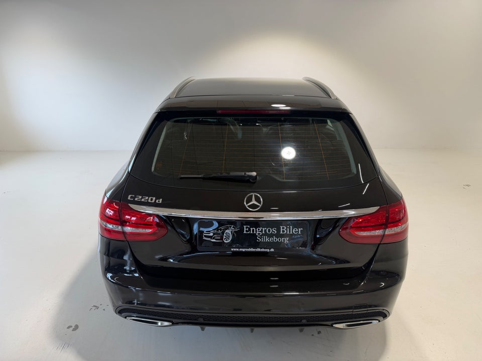 Mercedes C220 d 2,2 AMG Line stc. aut. 5d