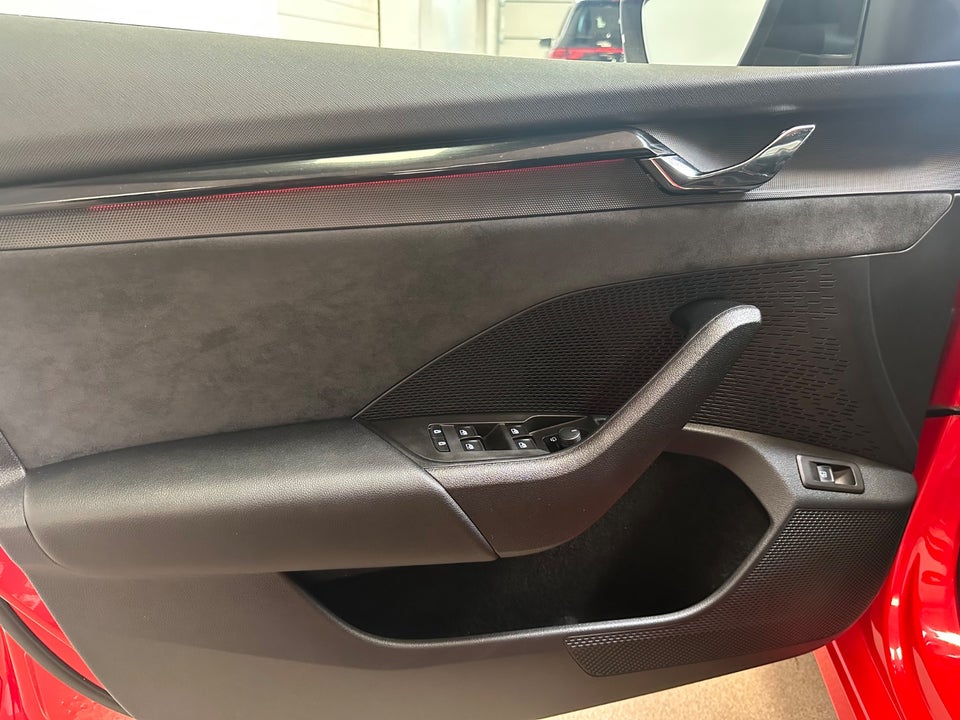 Skoda Octavia 1,4 TSi iV RS Combi DSG 5d