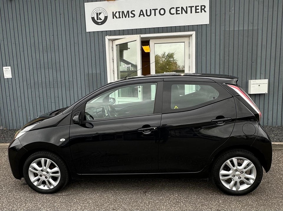 Toyota Aygo 1,0 VVT-i x-black II 5d