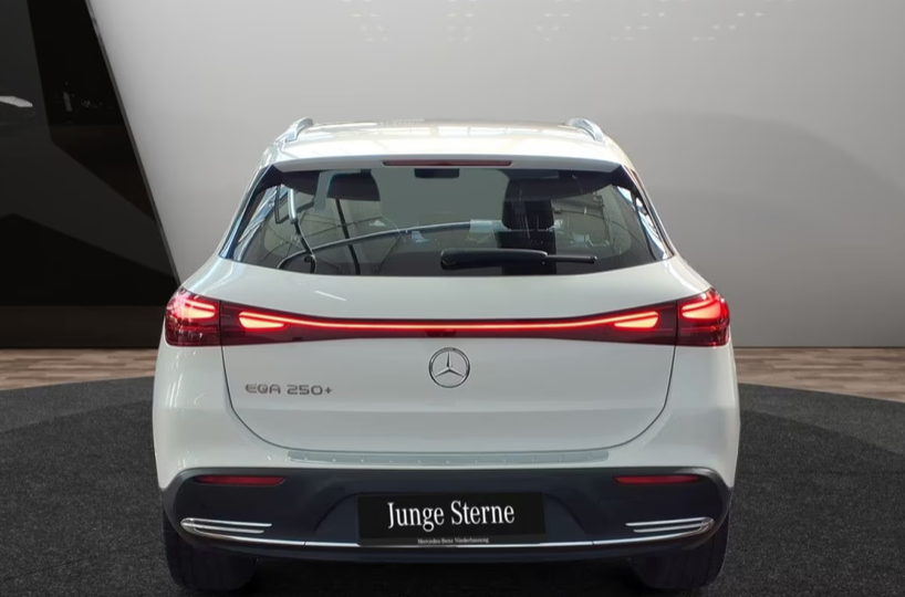 Mercedes EQA250+ Progressive Advance 5d