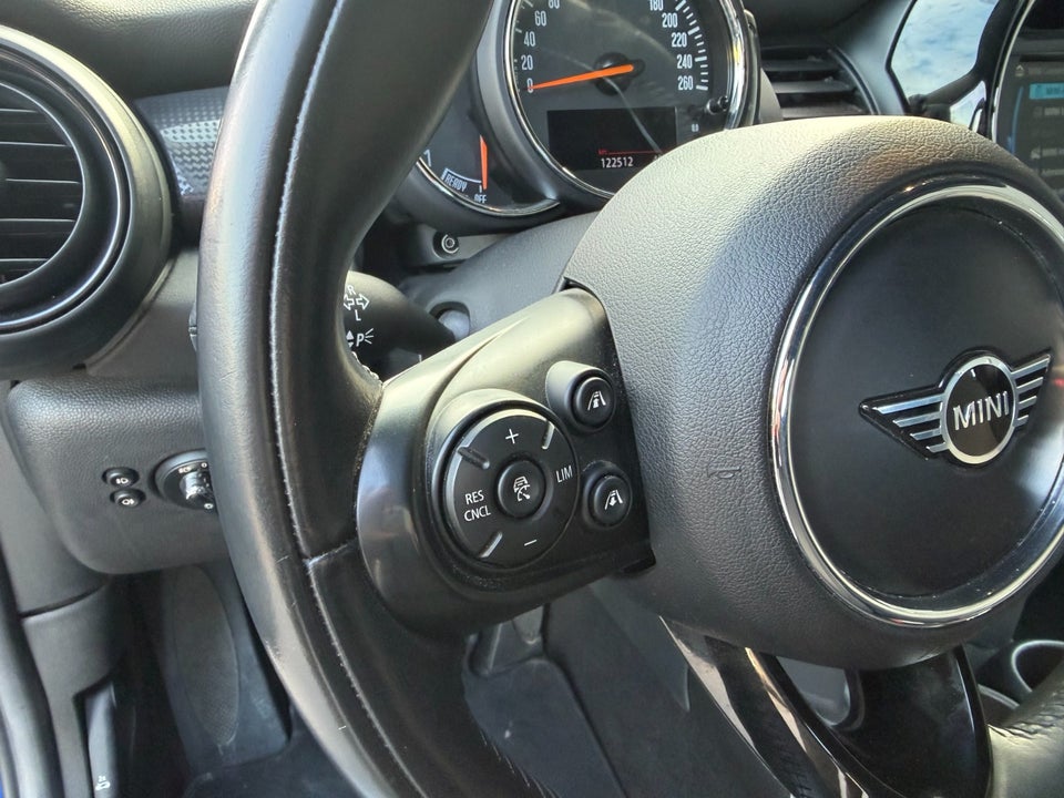 MINI Cooper 1,5 Essential Cabriolet aut. 2d