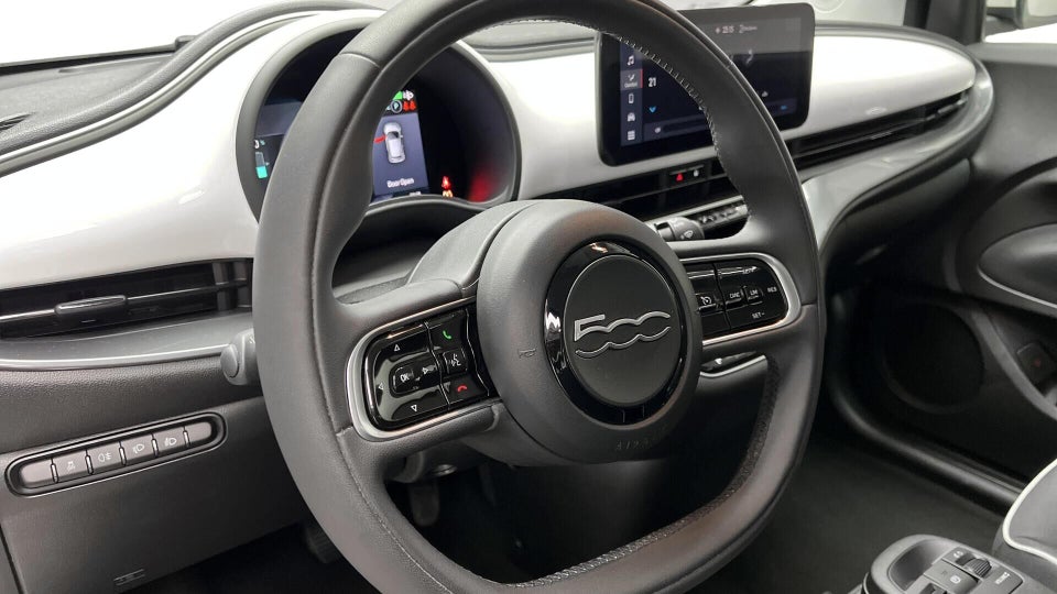 Fiat 500e 42 Icon 3d