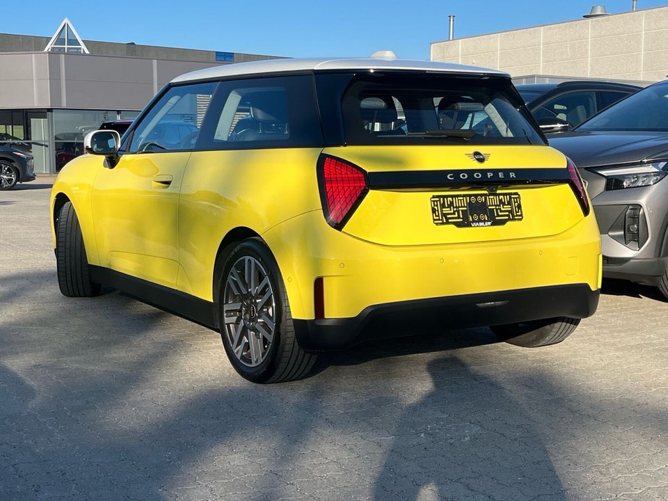 MINI Cooper E 3d