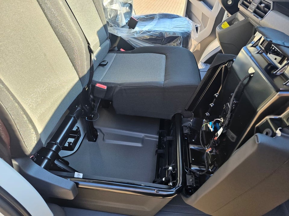 MAN TGE 2,0 3.180 Kassevogn L3H3 aut. FWD