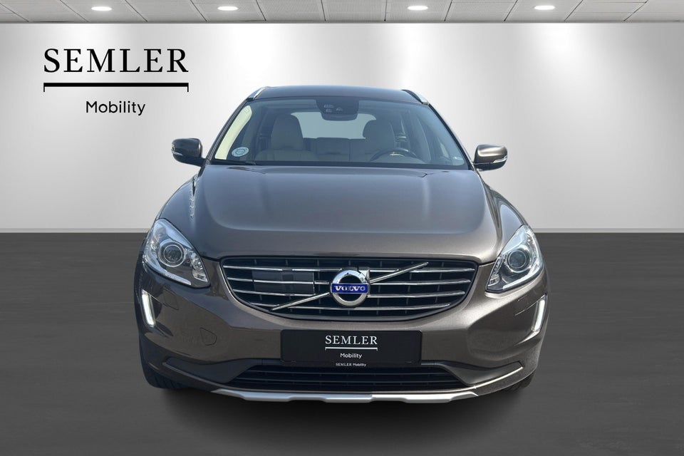 Volvo XC60 2,4 D5 220 Momentum aut. AWD 5d